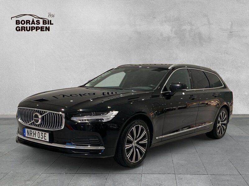 Svart Begagnad 2021 Volvo V90 Inscription Kombi | 285 000 kr (Marknadspris) - Bild 1/4