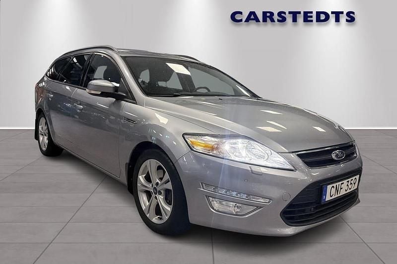 Grå Begagnad 2014 Ford Mondeo Sport Kombi | 109 900 kr (Marknadspris) - Bild 1/4