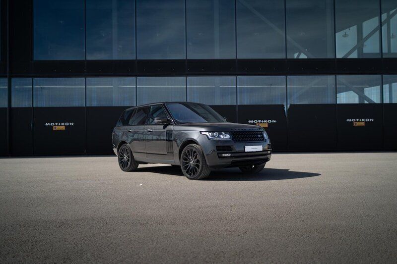 Grå Begagnad 2014 Land Rover Range Rover SUV | 479 000 kr (Dyr) - Bild 1/4