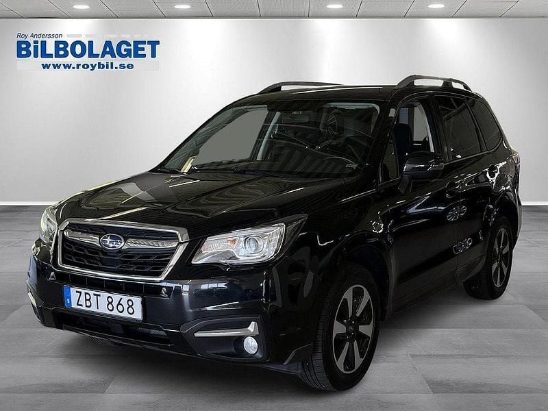Svart Begagnad 2017 Subaru Forester SUV | 209 900 kr (Lite dyr) - Bild 1/4