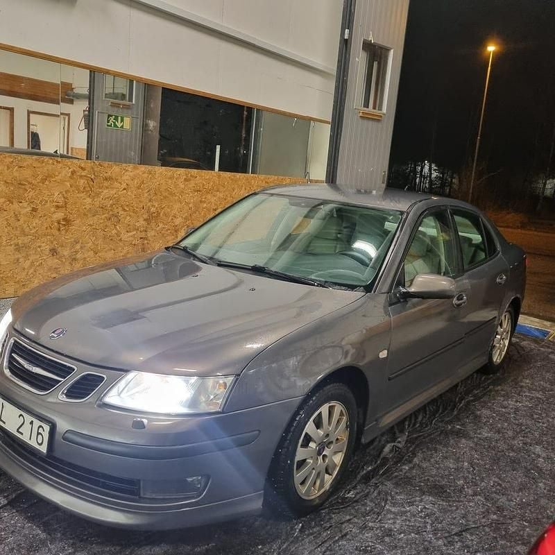 Begagnad 2007 Saab 9-3 Sedan | 19 000 kr (Bra pris) - Bild 1/4