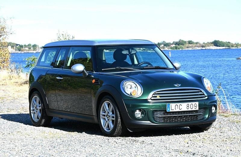 Grön Begagnad 2011 Mini Cooper D Clubman Kombi | 79 000 kr (Marknadspris) - Bild 1/4