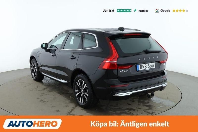 Begagnad Volvo XC60 Plus 355 HK (261 kW) 2023 Svart SUV