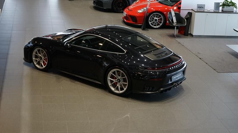 Ny Porsche 911 2026 Svart