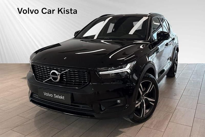Begagnad Volvo XC40 R-Design 200 HK (147 kW) 2021 Svart SUV