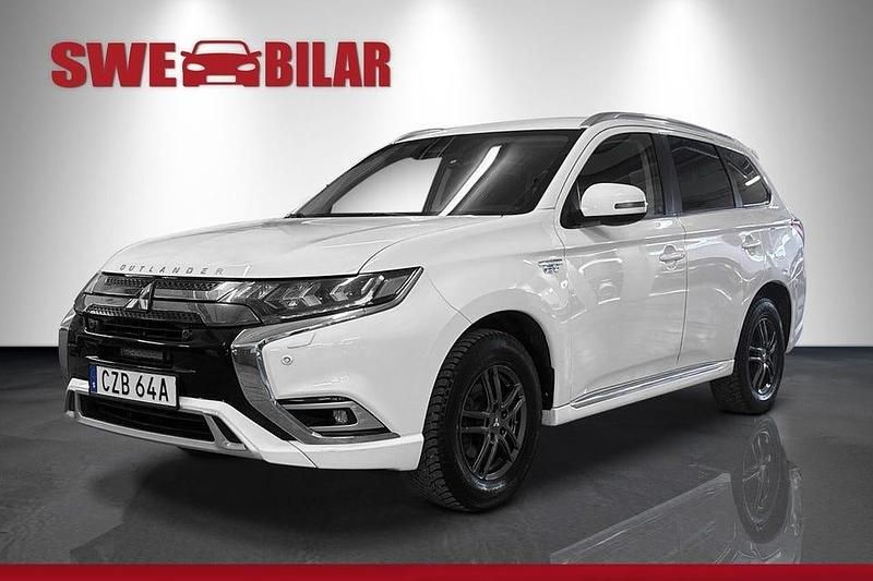 Begagnad Mitsubishi Outlander Edition 224 HK (164 kW) 2020 Vit SUV