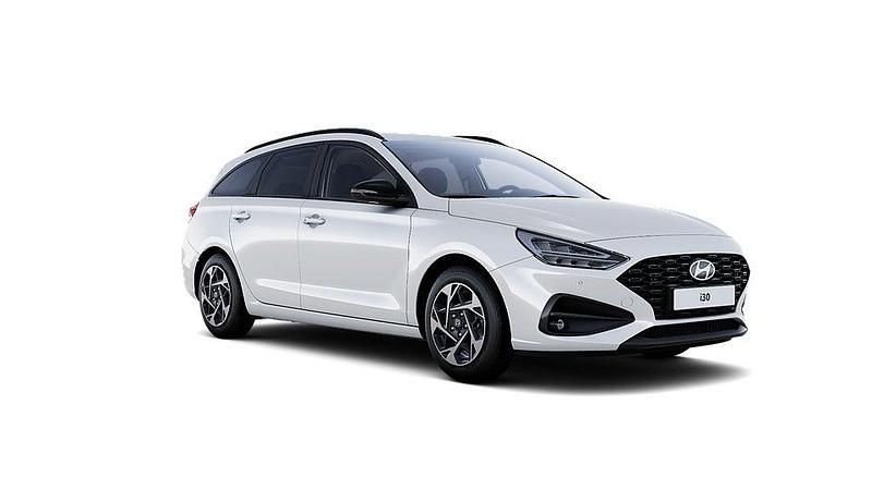 Vit Begagnad 2024 Hyundai i30 Kombi | 254 800 kr (Marknadspris) - Bild 1/4