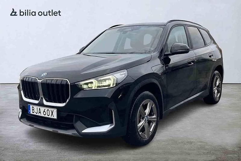 Svart Begagnad 2024 BMW X1 SUV | 439 900 kr - Bild 1/1