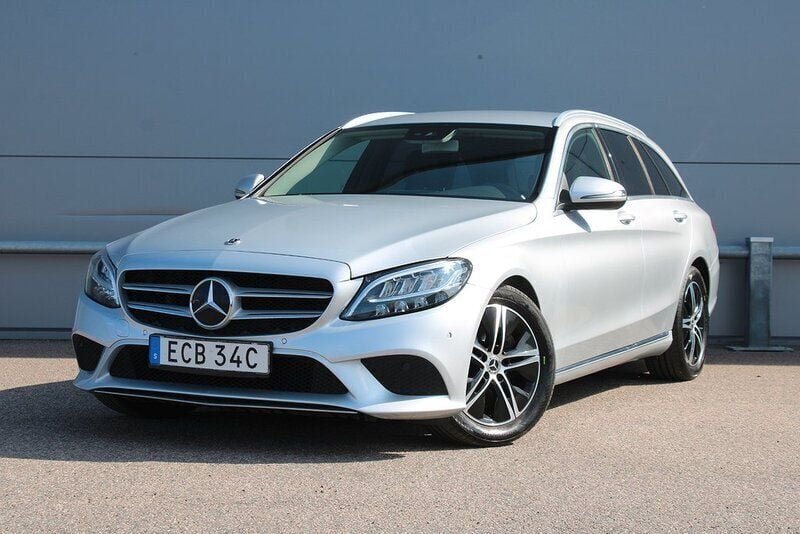 Silver Begagnad 2019 Mercedes C220 Kombi | 239 800 kr (Bra pris) - Bild 1/4