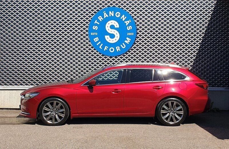 Röd Begagnad 2018 Mazda 6 Signature Kombi | 219 000 kr (Superpris) - Bild 1/2
