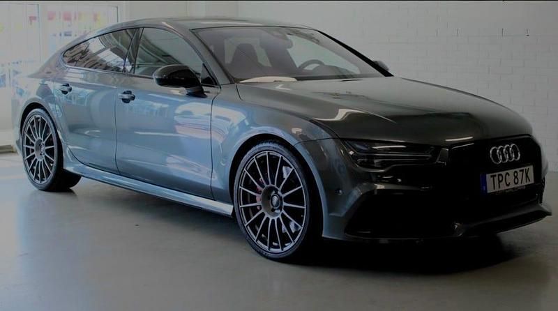 Bilen går mot mörkare grå med en fin glans! Begagnad 2016 Audi RS7 Sportback Halvkombi | 595 000 kr - Bild 1/4