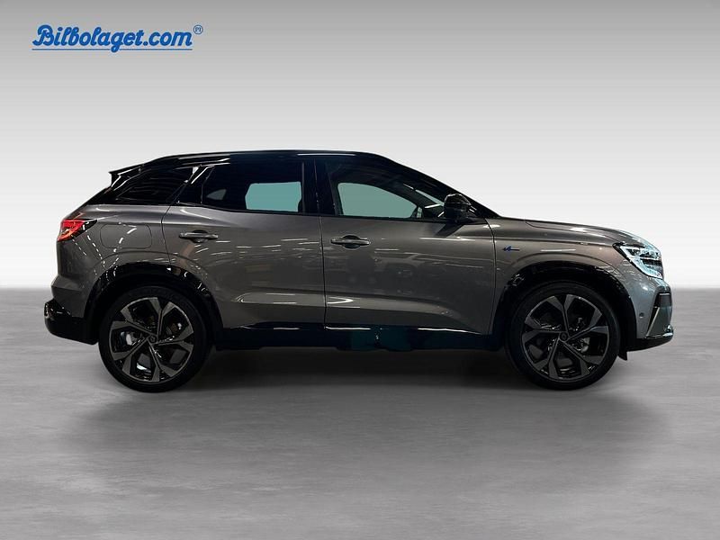 Begagnad Renault Austral Iconic 203 HK (149 kW) 2025 Grå SUV
