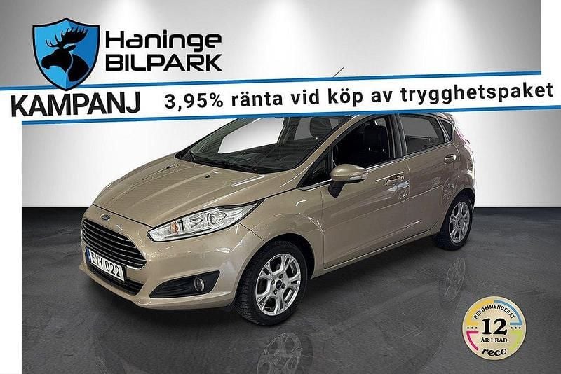 Brun Begagnad 2016 Ford Fiesta Halvkombi | 69 900 kr (Marknadspris) - Bild 1/2