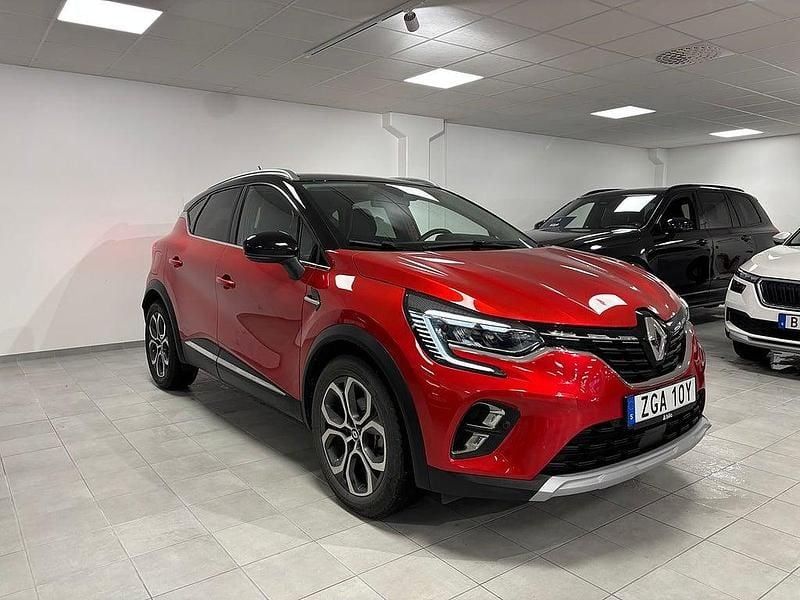 Flerfärgad Begagnad 2021 Renault Captur Intens SUV | 214 500 kr (Marknadspris) - Bild 1/3