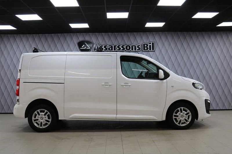 Begagnad Peugeot Expert 122 HK (89 kW) 2020 Vit Van