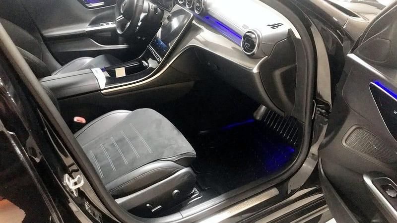 Begagnad Mercedes C300 AMG line 204 HK (150 kW) 2023 Svart