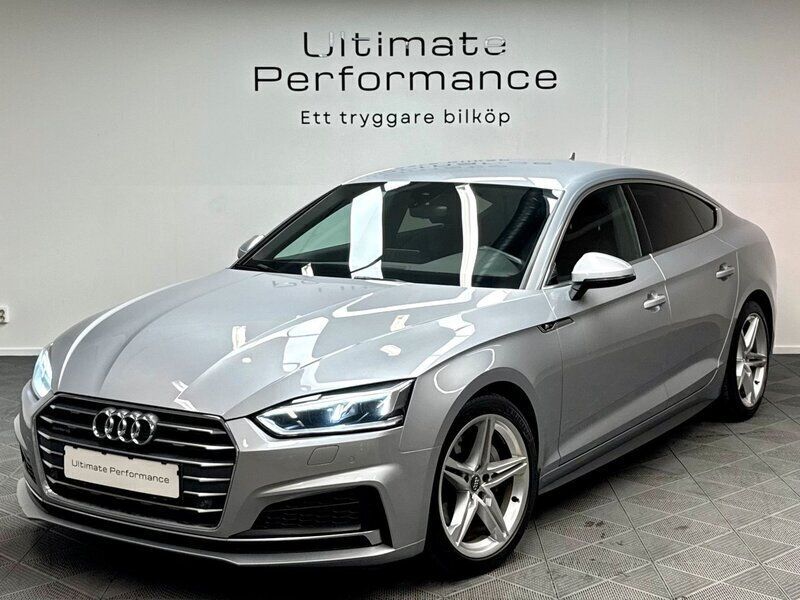 Silver Begagnad 2017 Audi A5 Sportback S-Line Halvkombi | 239 000 kr (Marknadspris) - Bild 1/4