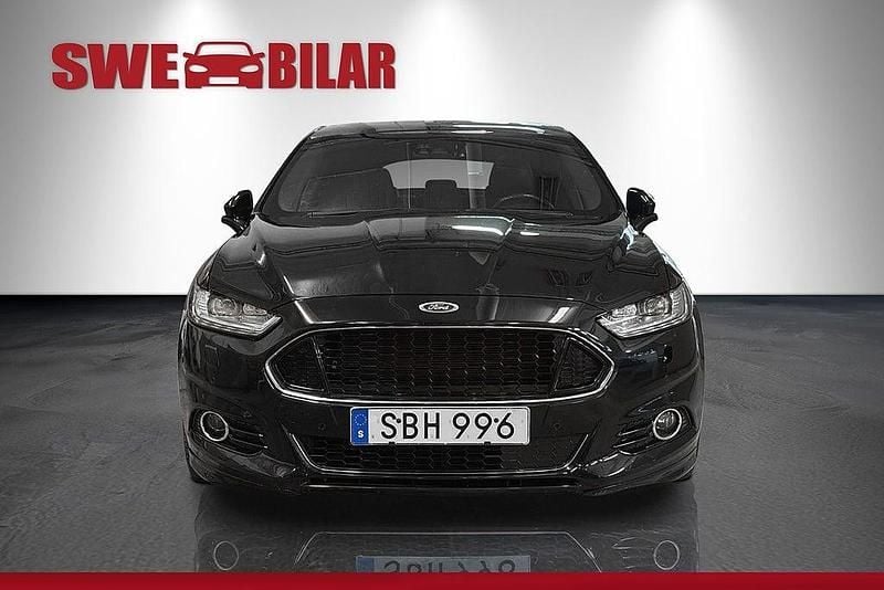 Begagnad Ford Mondeo ST-Line 241 HK (177 kW) 2018 Svart Halvkombi