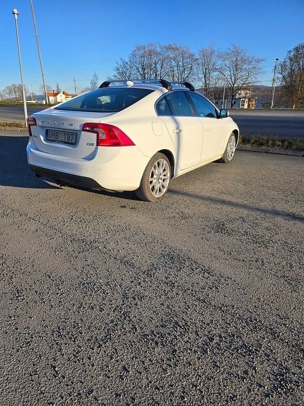 Begagnad Volvo S60 163 HK (119 kW) 2011 Sedan