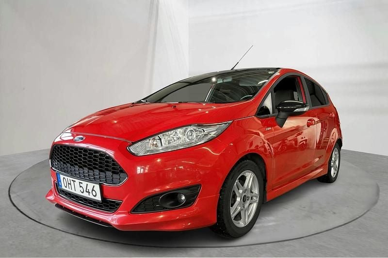 Röd Begagnad 2017 Ford Fiesta ST-Line | 74 800 kr (Superpris) - Bild 1/4