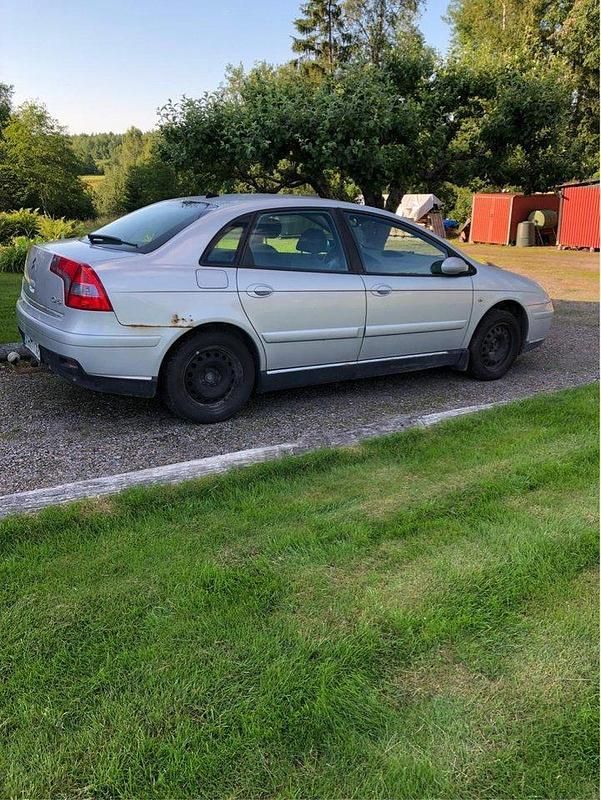 Silver Begagnad 2006 Citroën C5 Halvkombi | 9 000 kr (Superpris) - Bild 1/4