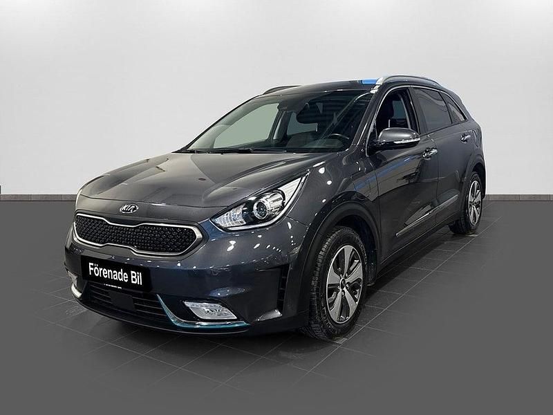 Begagnad Kia Niro Advance 141 HK (103 kW) 2018 Grå SUV