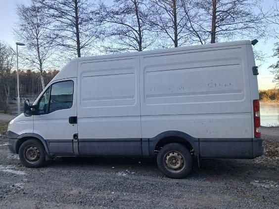 Begagnad 2013 Iveco Daily Van | 69 000 kr (Superpris) - Bild 1/4