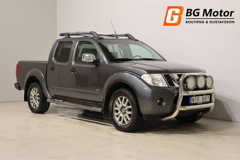Begagnad Nissan Navara 231 HK (169 kW) 2011 Grå Pickup
