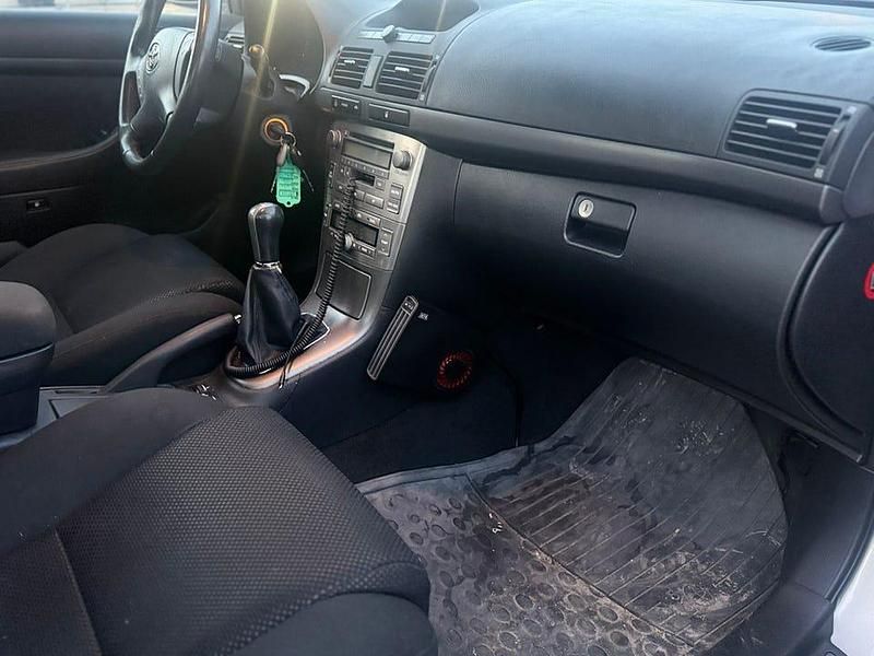 Begagnad 2003 Toyota Corolla Sedan | 25 000 kr - Bild 1/4