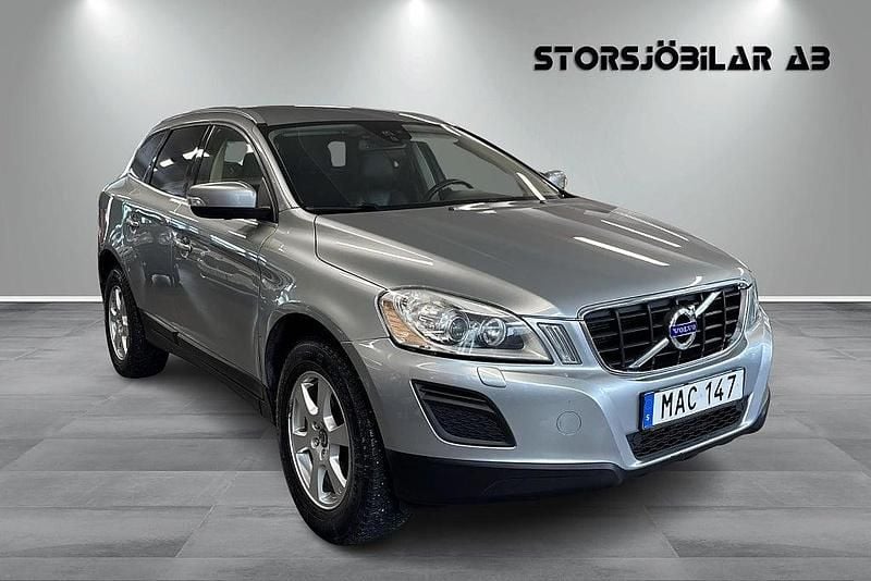 Begagnad Volvo XC60 Ocean Race 163 HK (119 kW) 2011 Silver SUV