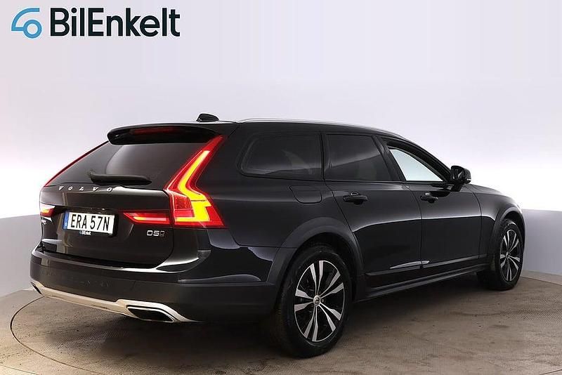 Begagnad Volvo V90 CC 235 HK (172 kW) 2020 Svart Kombi