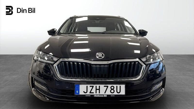 Begagnad Skoda Octavia Ambition 110 HK (80 kW) 2020 Svart Kombi