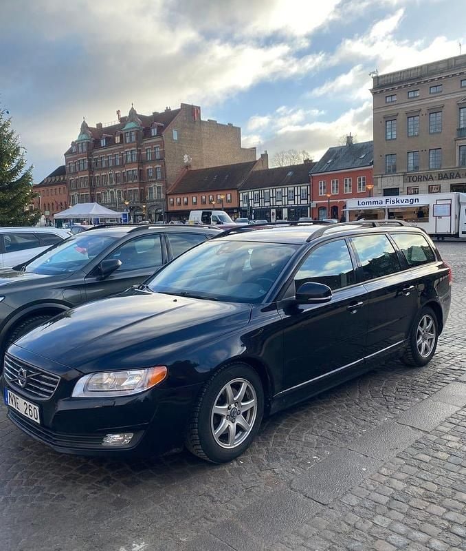 Begagnad 2014 Volvo V70 Kombi | 70 000 kr (Bra pris) - Bild 1/4