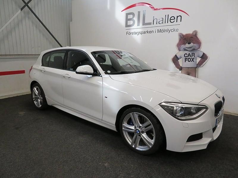 Begagnad BMW 120 M Sport 184 HK (135 kW) 2015 Vit Halvkombi