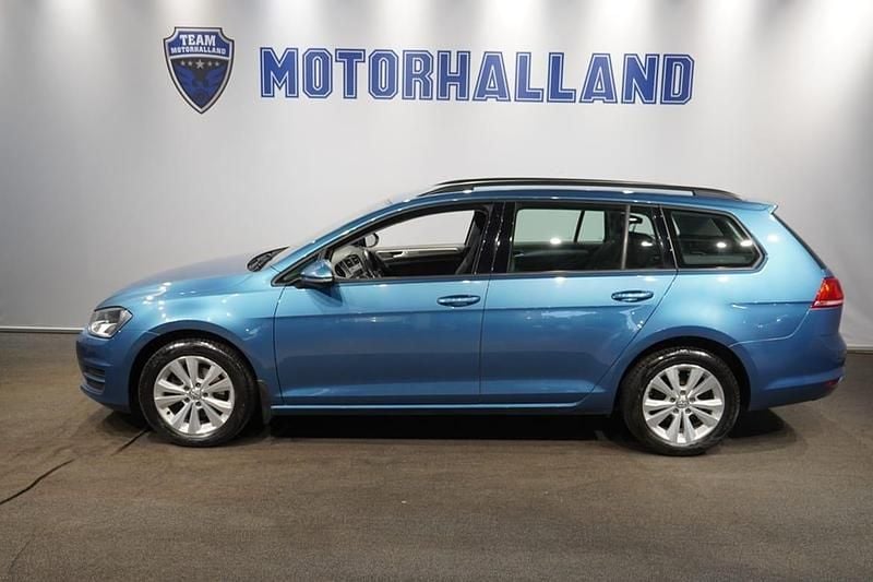 Begagnad VW Golf VII 112 HK (82 kW) 2016 Blå Kombi