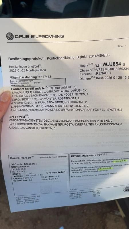 Begagnad Renault Mégane II 113 HK (83 kW) 2005