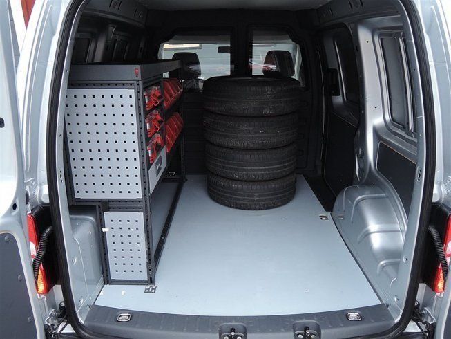 SÃ¥ld vw caddy 1,2 tsi verkstadsinr., begagnad 2013, 2.080 mil i ...