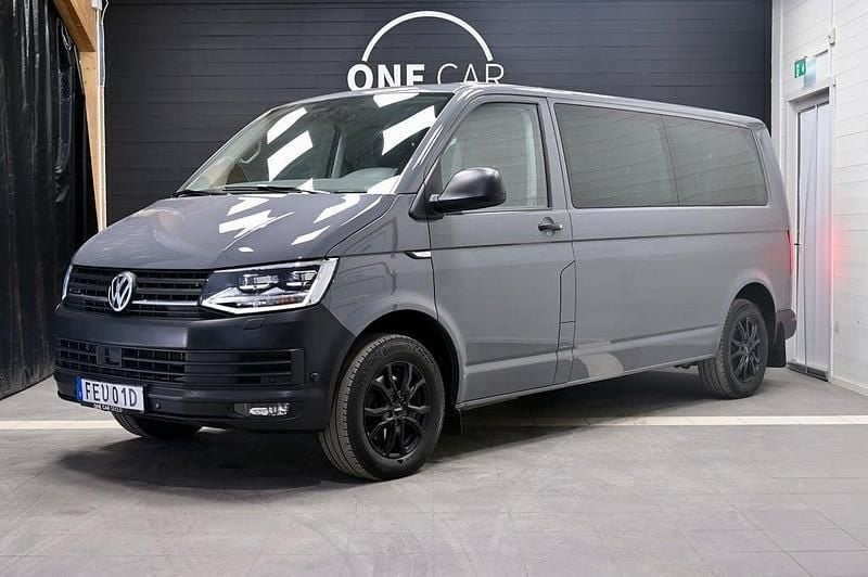 Begagnad VW Caravelle 150 HK (110 kW) 2019 Grå Minibuss