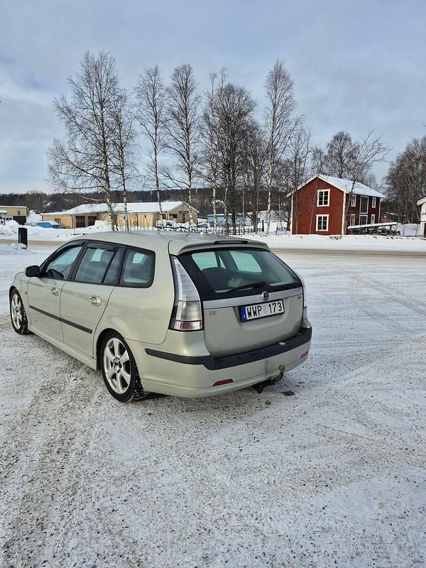 Begagnad Saab 9-3 175 HK (128 kW) 2006 Kombi