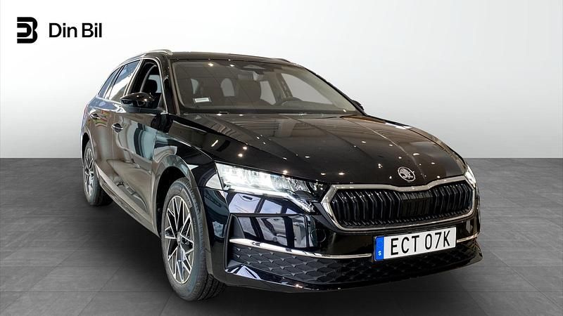 Ny Skoda Octavia 2026 Svart Kombi