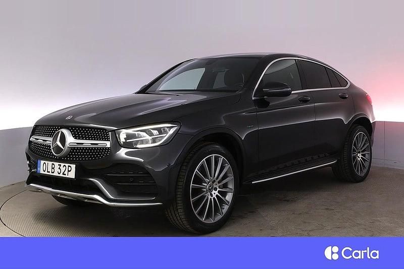 Begagnad 2021 Mercedes GLC300e AMG Sportkupé | 421 900 kr - Bild 1/4