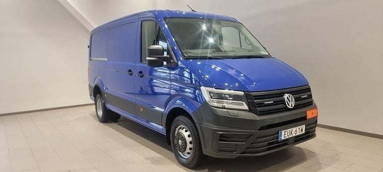 Blå (ultramarinblü r5002) Begagnad 2024 VW Crafter S Van | 449 000 kr (Superpris) - Bild 1/4