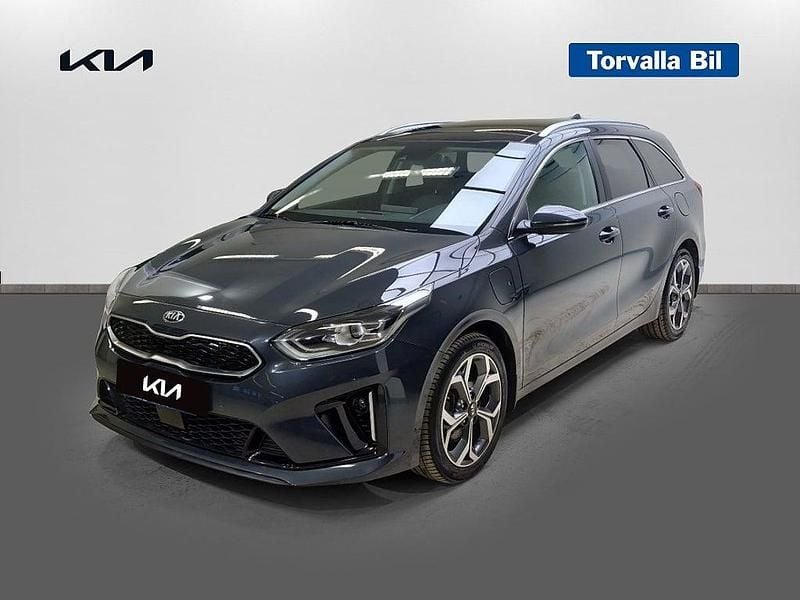 Begagnad Kia Ceed Advance 141 HK (103 kW) 2020 Grå Halvkombi