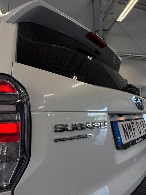 Begagnad Subaru Forester 150 HK (110 kW) 2019 Vit SUV