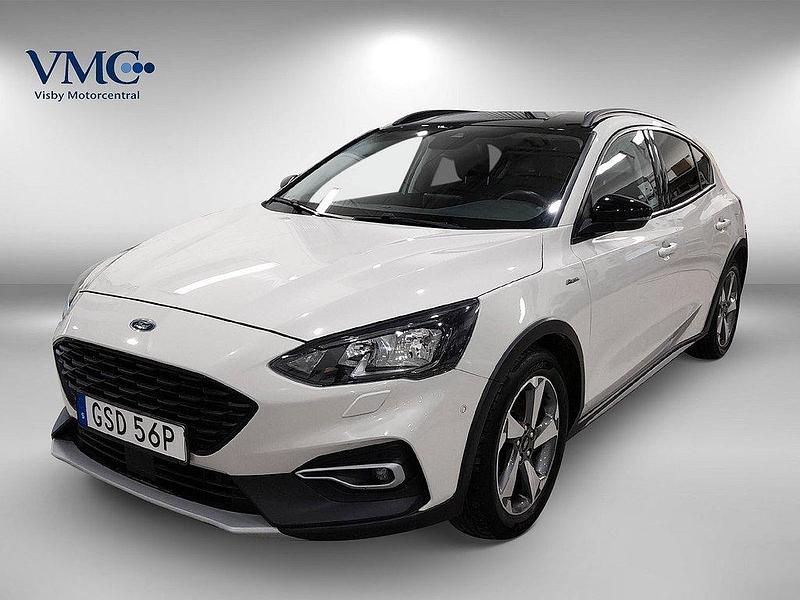 Vit Begagnad 2019 Ford Focus Kombi | 189 000 kr (Dyr) - Bild 1/4