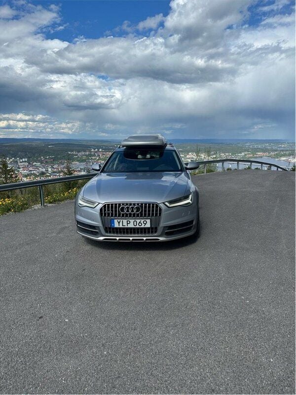 Silver Begagnad 2017 Audi A6 Allroad Kombi | 200 000 kr (Marknadspris) - Bild 1/4