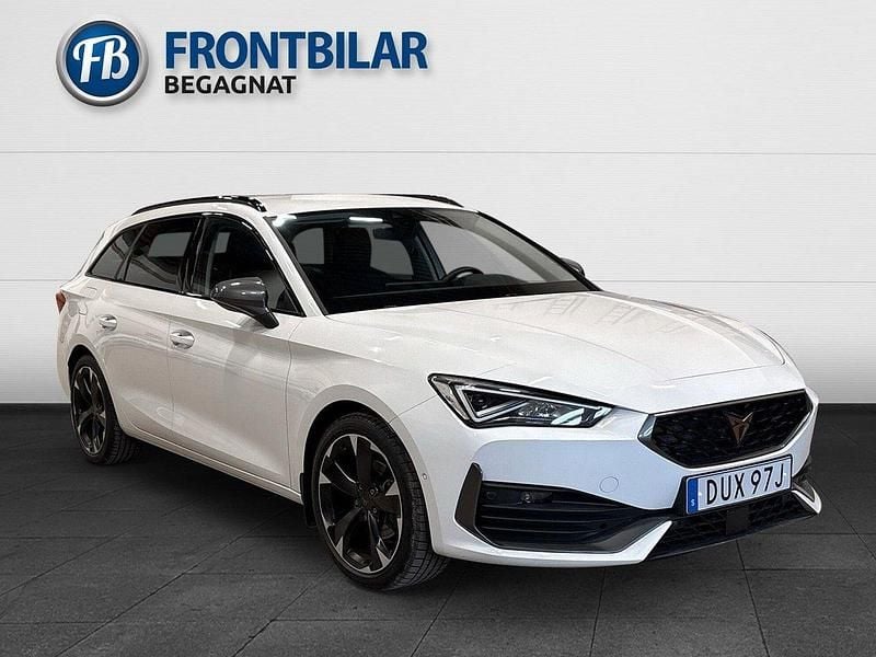 Vit Begagnad 2023 Cupra Leon Kombi | 269 900 kr (Marknadspris) - Bild 1/3