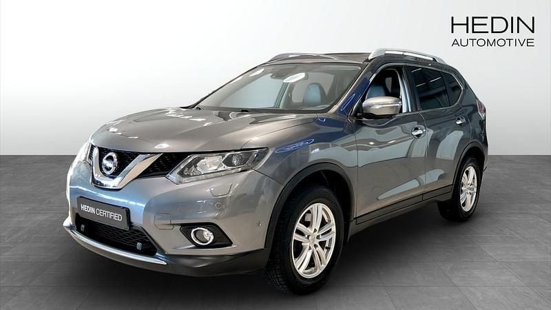 Begagnad Nissan X-Trail Tekna 131 HK (96 kW) 2017 Grå SUV