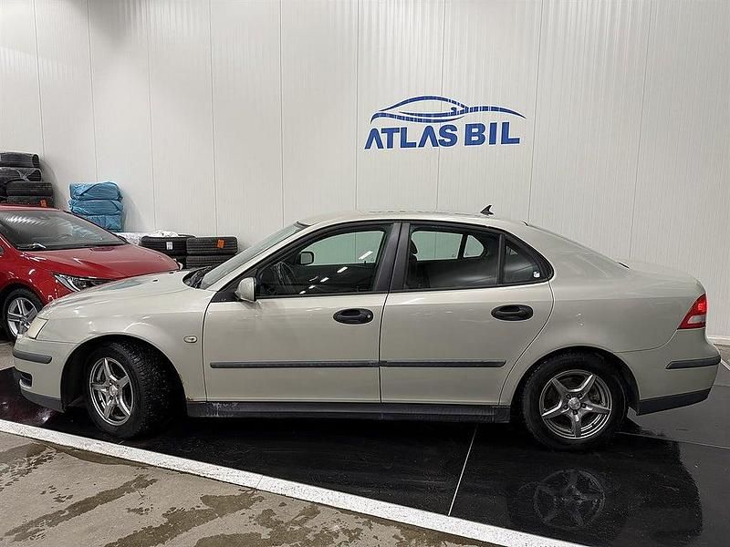 Begagnad Saab 9-3 Linear 150 HK (110 kW) 2005 Ljusgrön Sedan