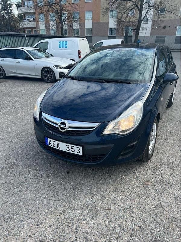 Blå Begagnad 2011 Opel Corsa Enjoy Halvkombi | 70 000 kr (Marknadspris) - Bild 1/4